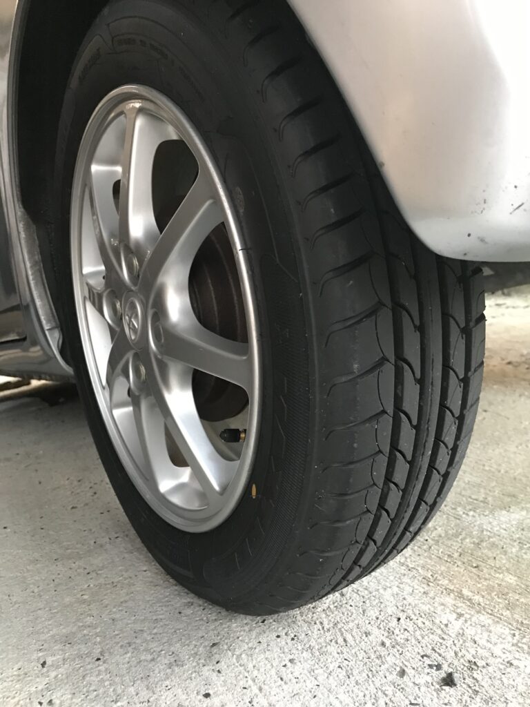 新品のMAXTREKタイヤの画像