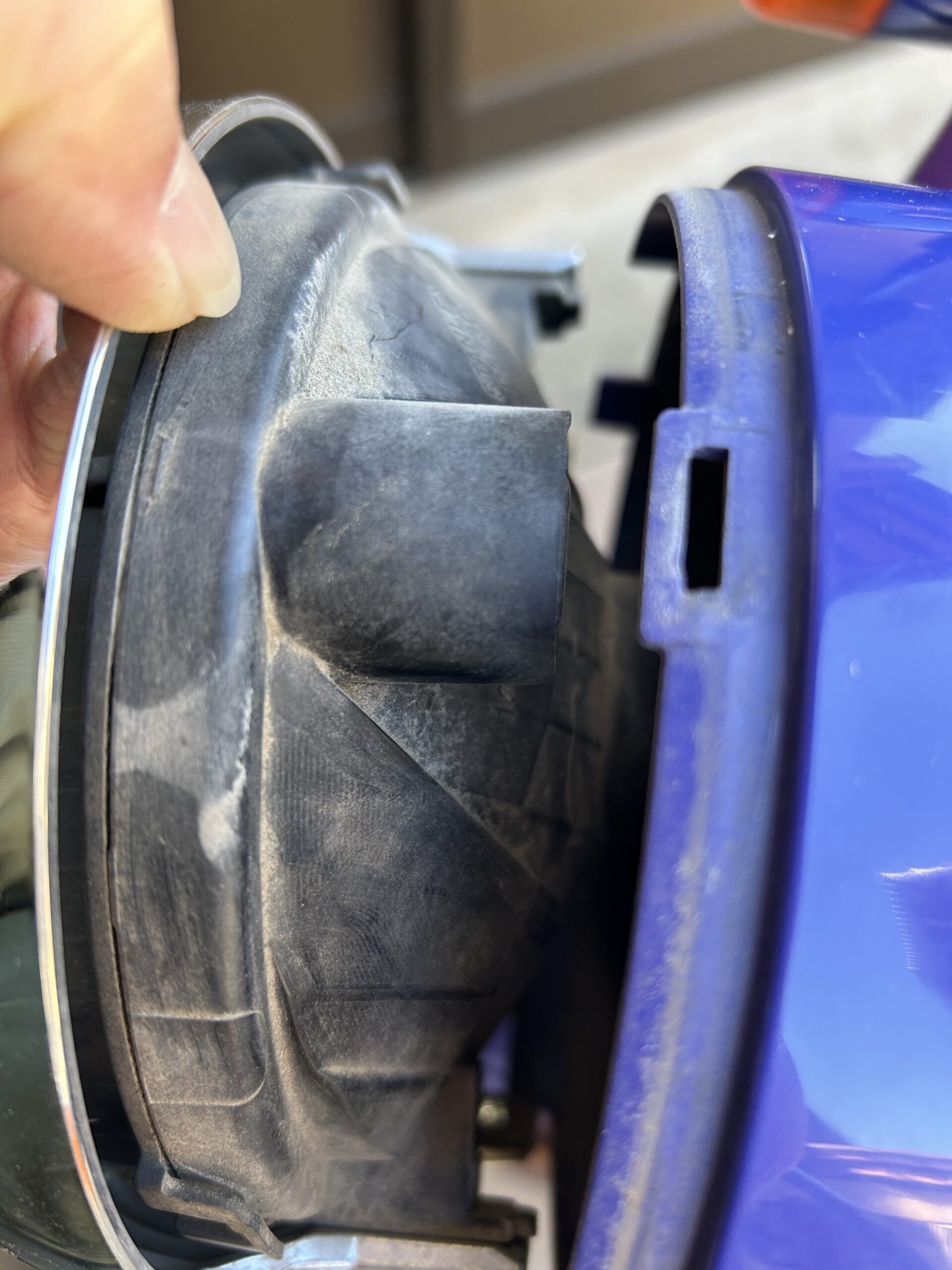 ヘッドライト開封直後の画像